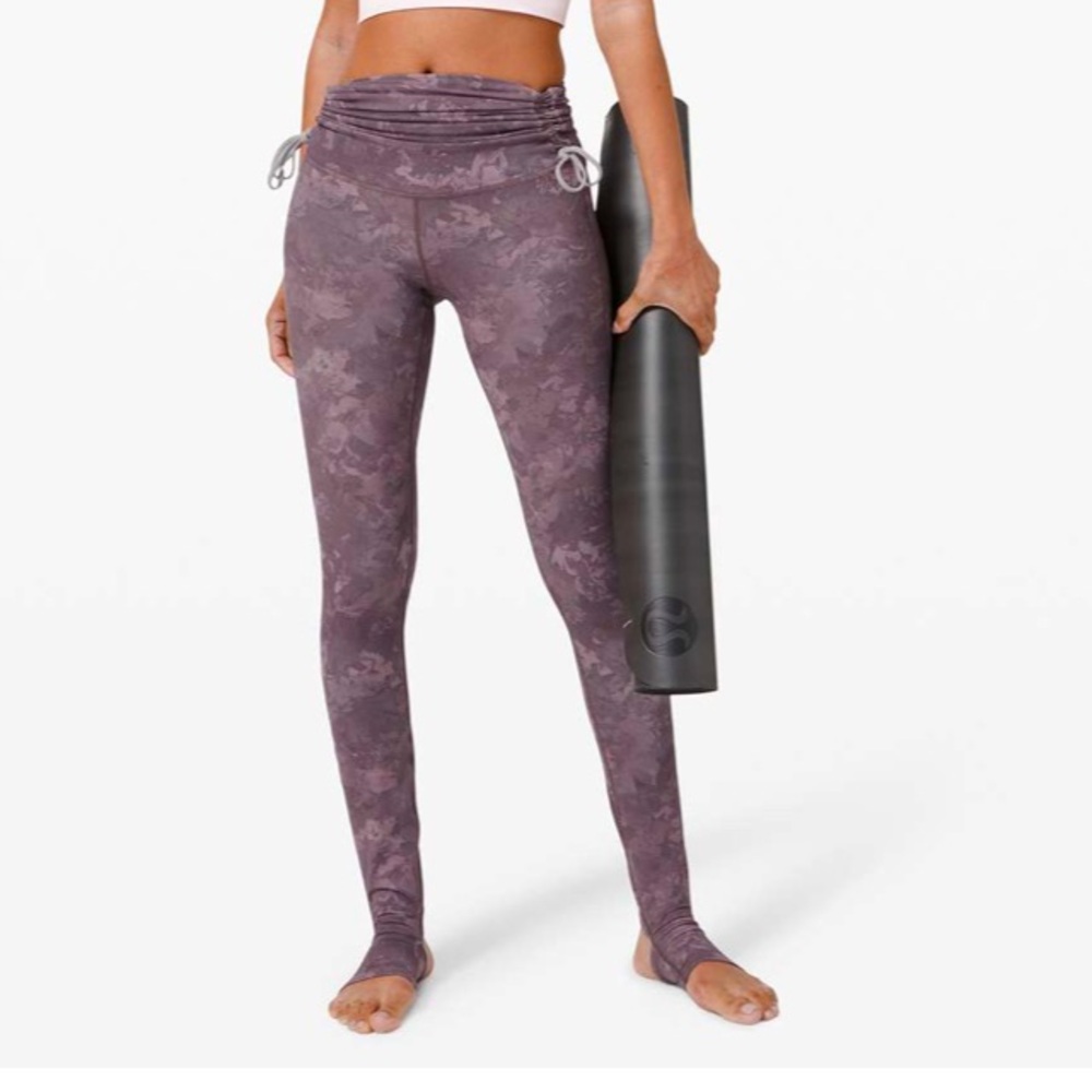 Lululemon reversible stirrup hug your core leggings 10